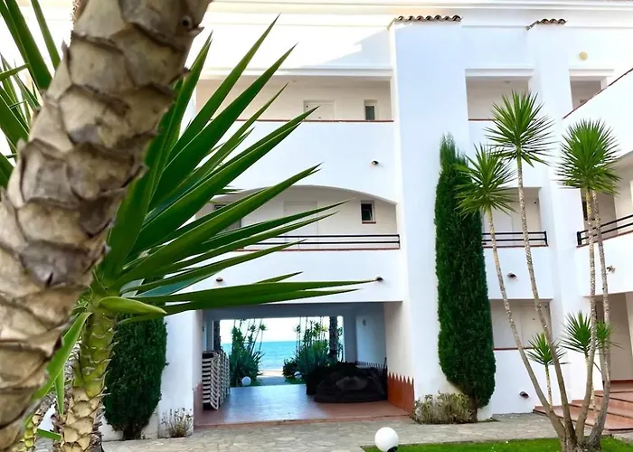 En Bord De 圣尼科劳